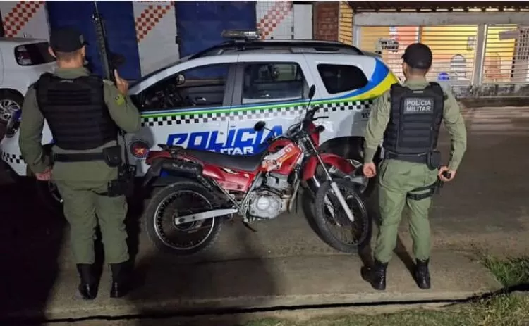Polícia Militar recupera motocicleta furtada em Elesbão Veloso