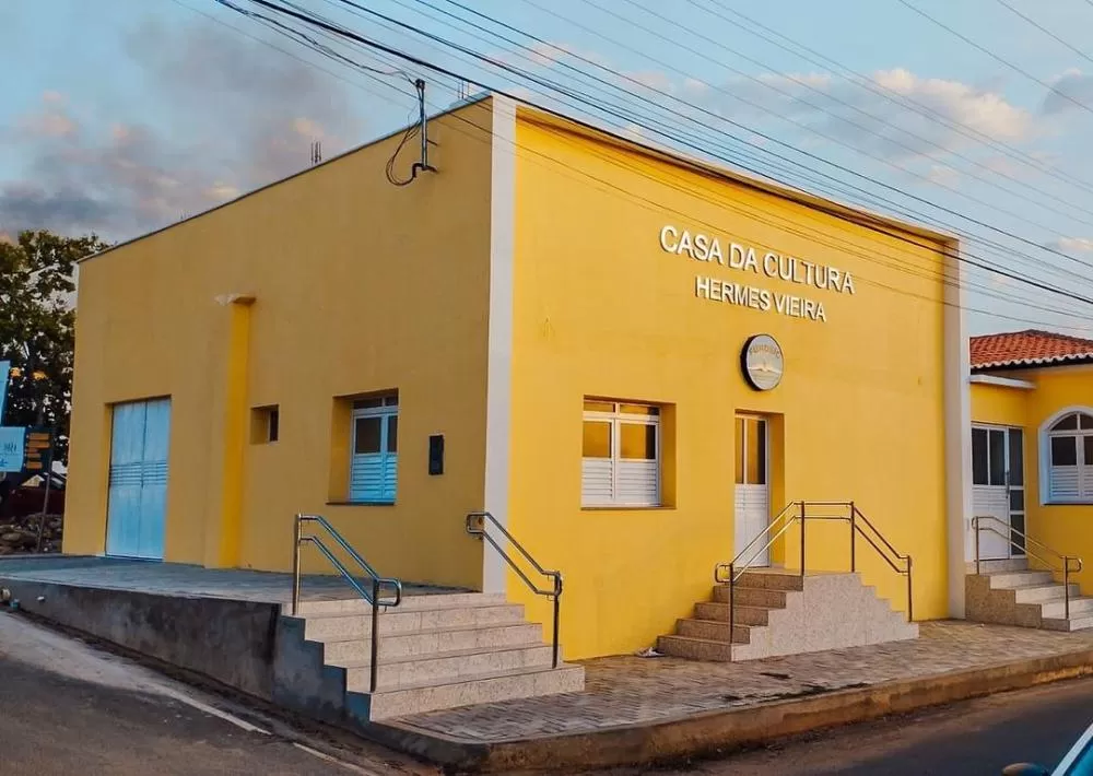 Fábio Novo anuncia casa da cultura onde funcionava a antiga cadeia pública em Elesbão Veloso