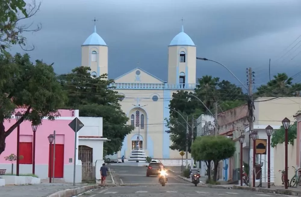 Sábado de Carnaval deve ter chuva em 15 cidades do Vale do Sambito