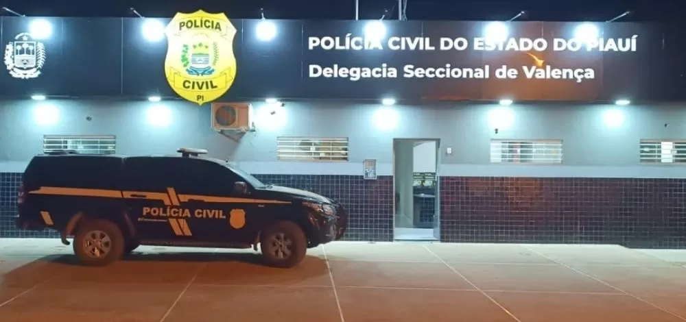 Mulher é presa suspeita de depredar a Igreja Nossa Senhora do Ó e Conceição, em Valença do Piauí