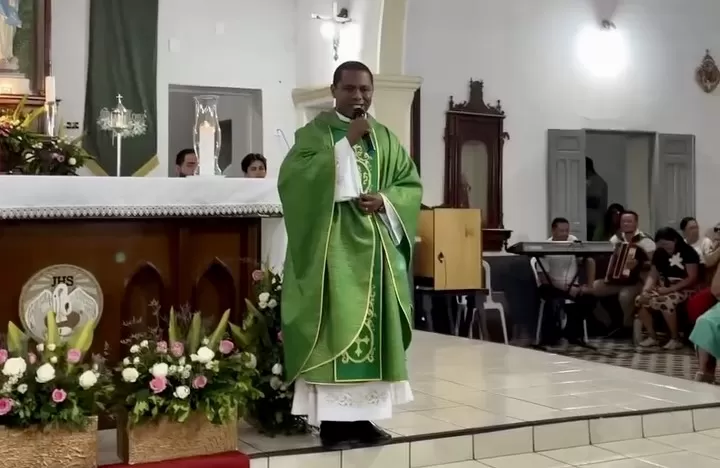 Pe. Diego Santos toma posse como vigário paroquial da Paróquia de São José, em Inhuma