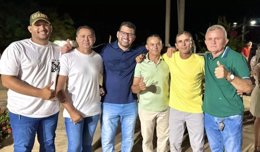 Deputado Dr. Thales Coelho participa de festejos em Elesbão Veloso ao lado do vereador Veim Suprino