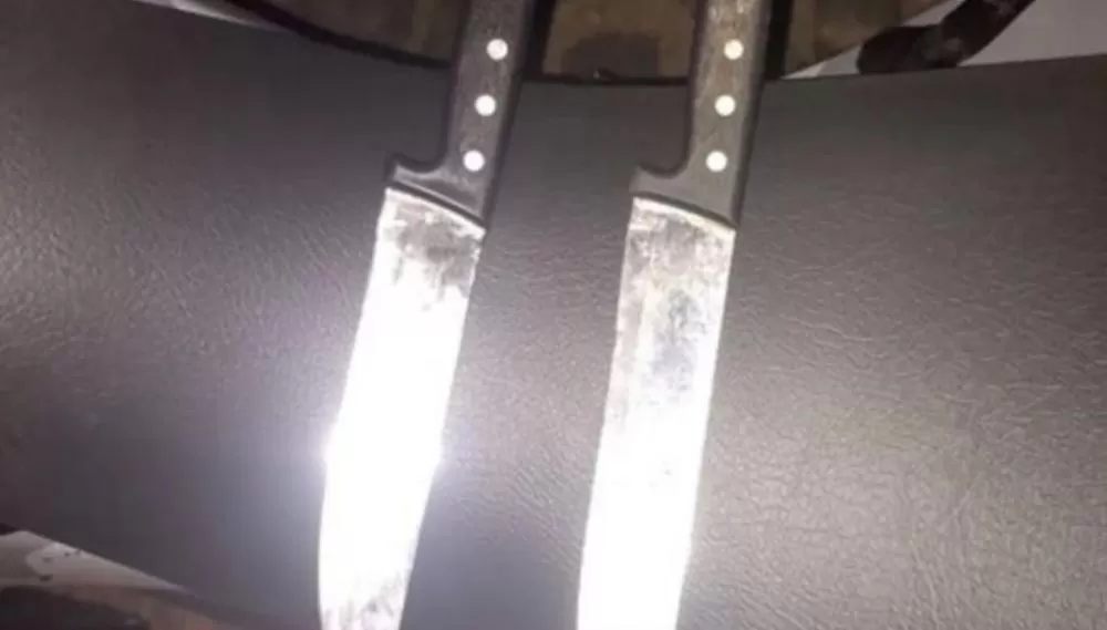 Homem é autuado por descumprimento de medida judicial e porte de armas brancas em Elesbão Veloso